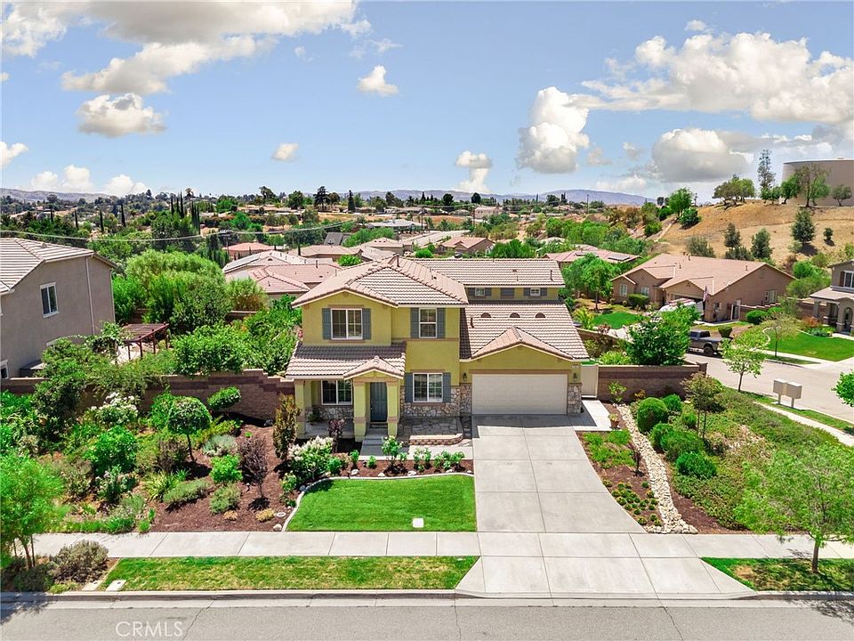 1st image of 31801 Oakwood Cir