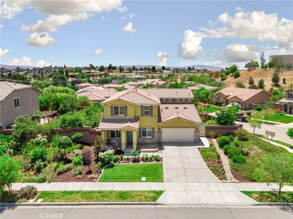 31801 Oakwood Cir, Yucaipa, CA 92399