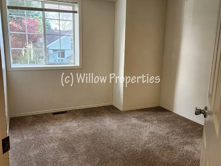 8401 62nd St W — Photo 8