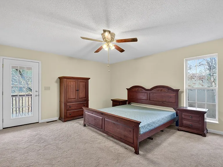 863 Woodland Dr — Photo 35