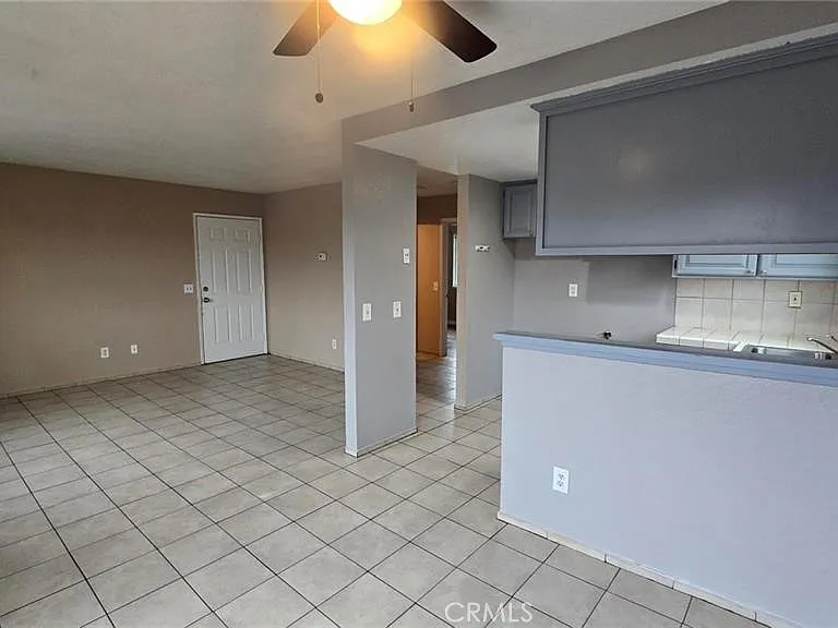 308 N Millard Ave #314 — Photo 7