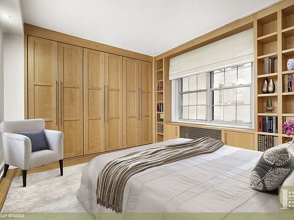3rd image of 41 5th Ave APT 4F