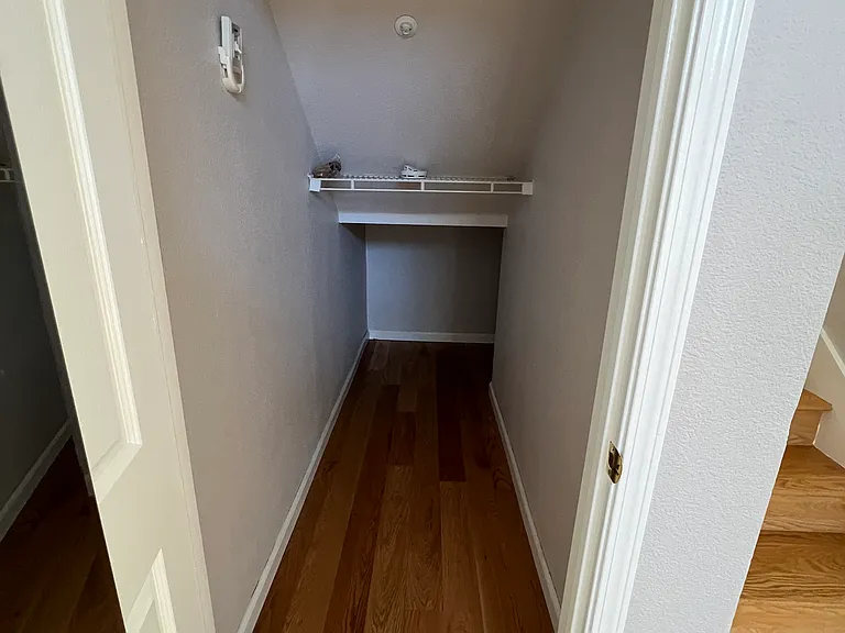 831 Spring Mountain Ln — Photo 10