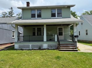 5201 Clement St, Maple Heights, OH 44137