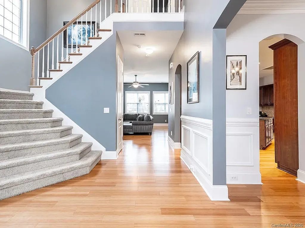 5 bed, 3948 sqft, $3,900 — Photo 3