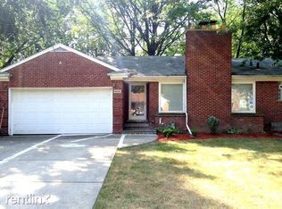 20466 Woodcrest St, Harper Woods, MI 48225