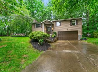 1229 Shawnee Trl, Youngstown, OH