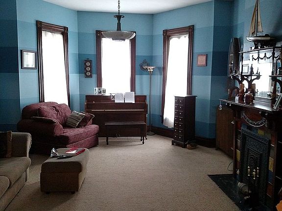 2nd image of 241 Highland Ave