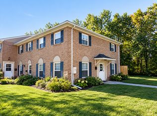 16 Delancy Ct, North Wales, PA 19454