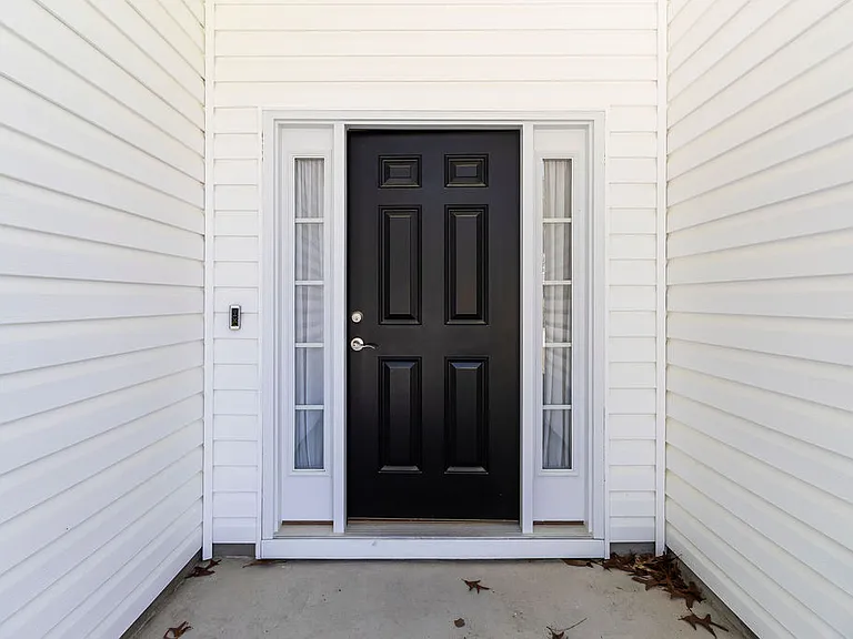 1622 San Andres Ave — Photo 2