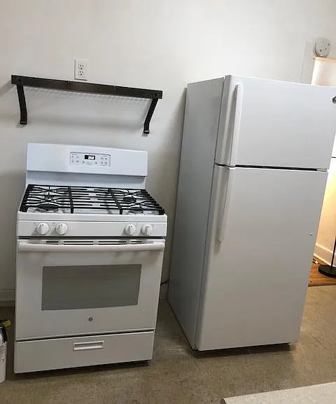 13 Benton Ave — Photo 9
