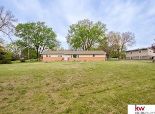770 S Denver St, Nelson, NE 68961