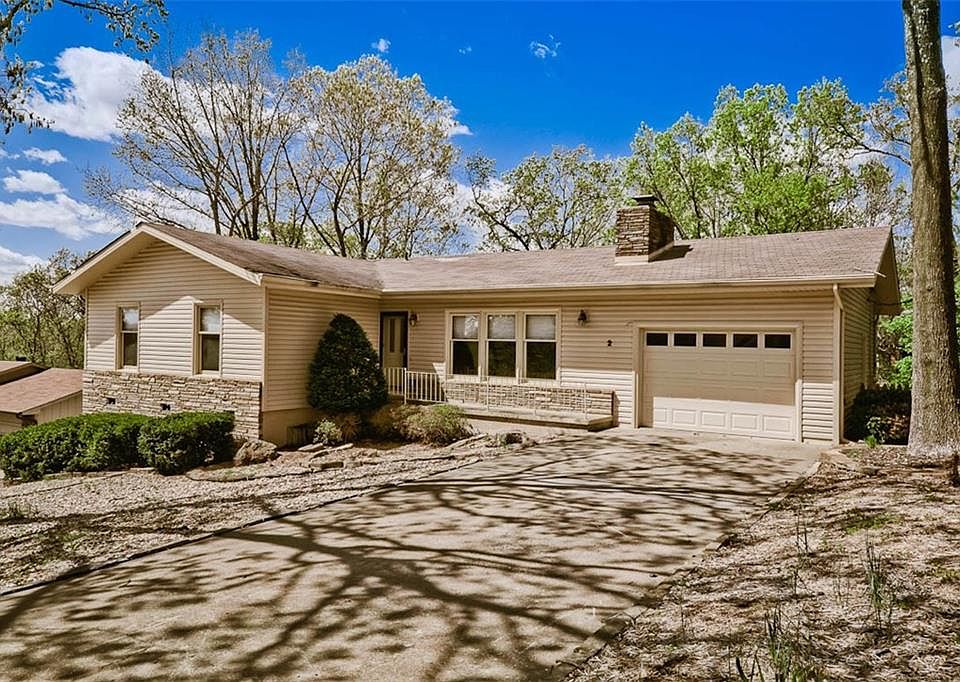 1st image of 2 Martham Ln