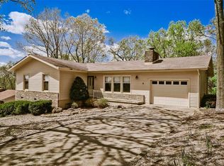 2 Martham Ln, Bella Vista, AR 72715