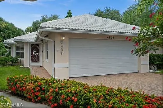 4878 Europa Dr — Photo 2