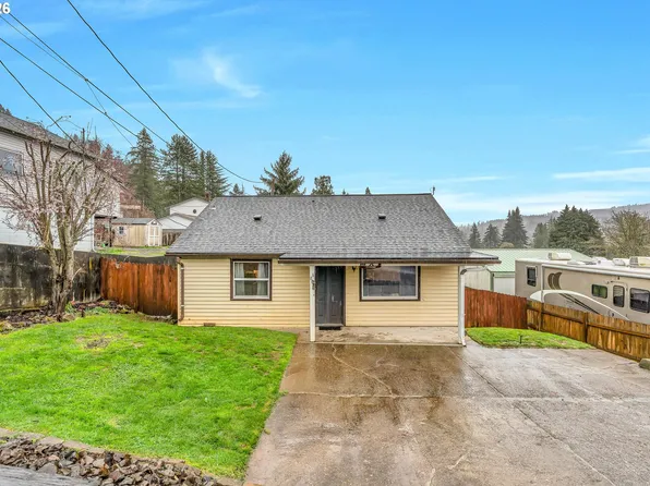 863 NE Poplar St, Clatskanie, OR 97016