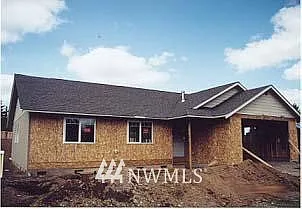 714 Dawn Drive photo 1
