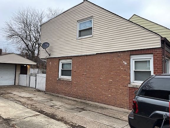 2nd image of 9644 S Crandon Ave