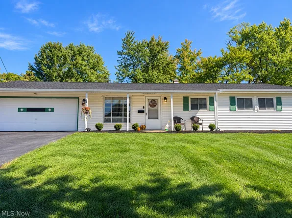 6271 Randolph Rd, Bedford Heights, OH 44146