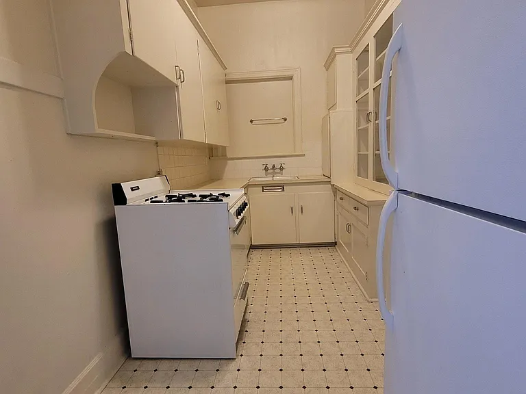 1214 W Sprague Ave #32 — Photo 6