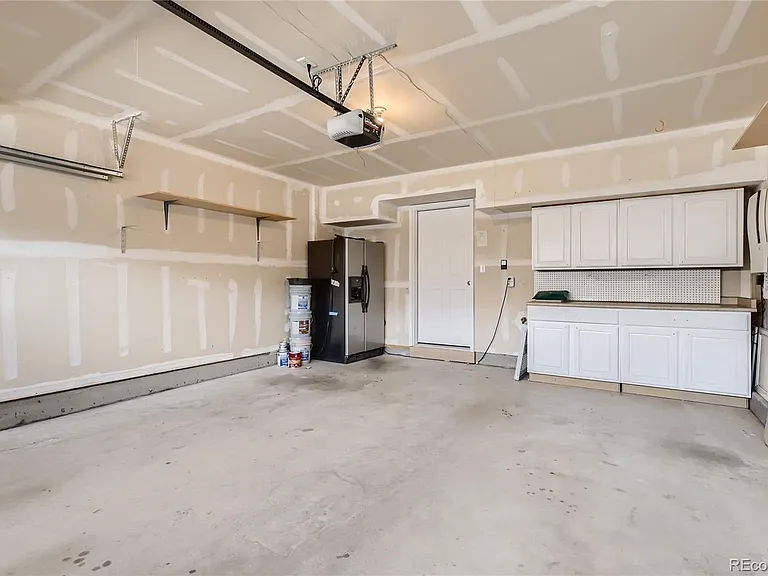 2402 S Quartz St — Photo 23