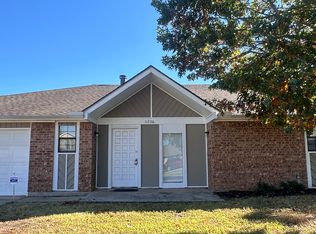 11236 Davis Ct, Oklahoma City, OK 73162