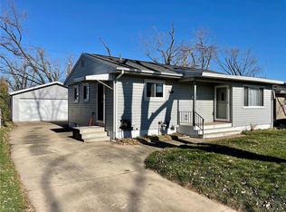 1118 Dover St NE, Cedar Rapids, IA
