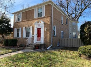8308 Kenneth Ave, Skokie, IL