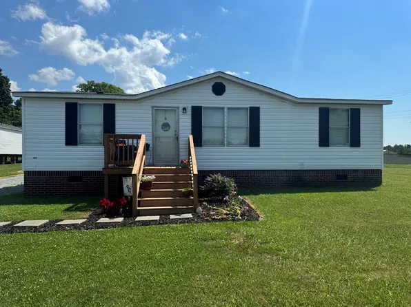 109 Pritchett Farm Rd, Dry Fork, VA 24549