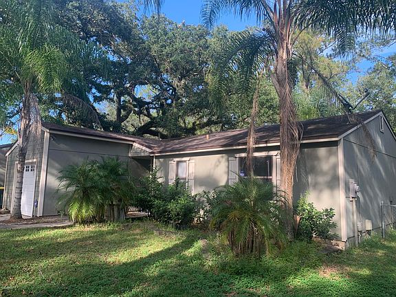 3rd image of 11563 Gwynford Ln