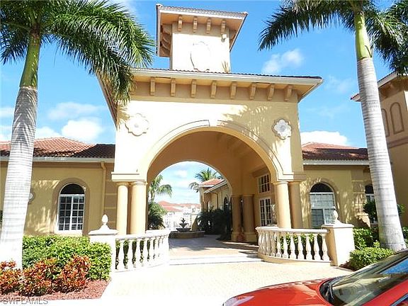 3rd image of 15585 Ocean Walk Cir APT 210