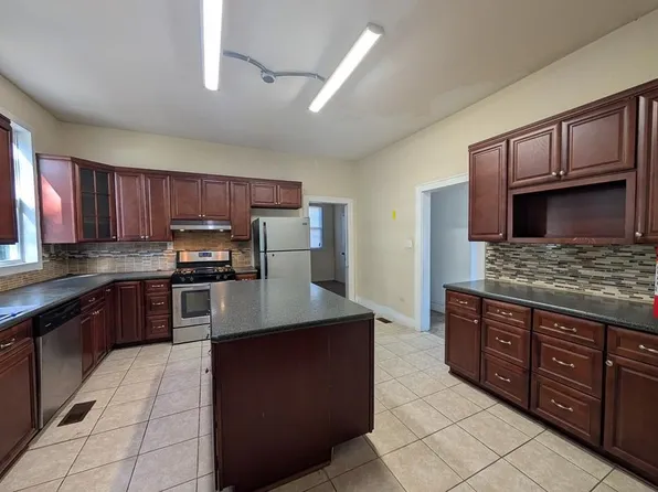 335 54th St, Newport News, VA 23607