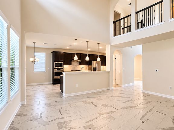 3rd image of 11909 Deering Pl