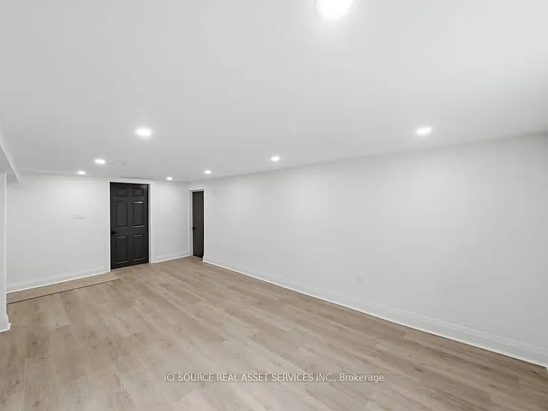 647 Limeridge Rd E #1 — Photo 10