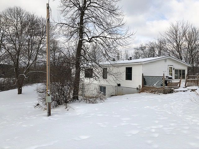 1st image of 1402 216th Ave