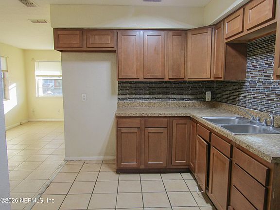 5th image of 9130 SPOTTSWOOD Road