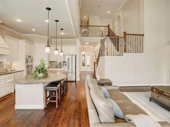 1500 Richland Hollow Ln, Friendswood, TX 77546