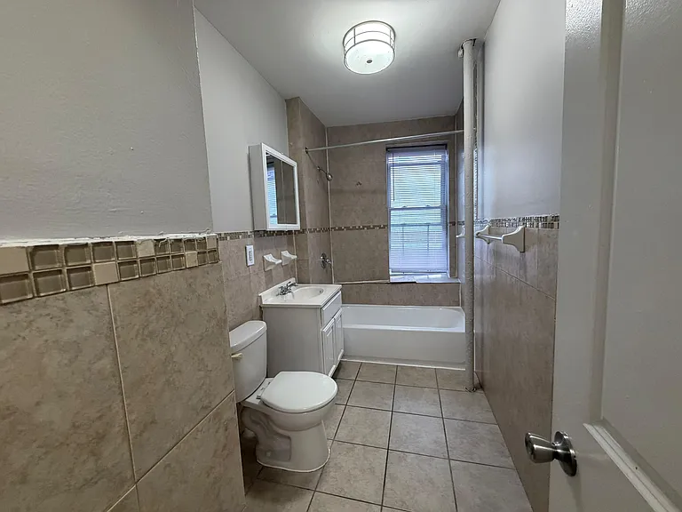 863 Pavonia Ave #11E — Photo 10