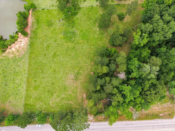 4931 State Highway 150 W, New Waverly, TX 77358