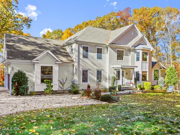 740 Gilbert Hwy, Fairfield, CT 06824