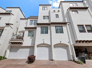 5218 Calle Cordoba Pl, Houston, TX 77007