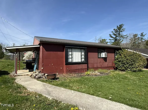 203 Henry St NW, Norton, VA 24273