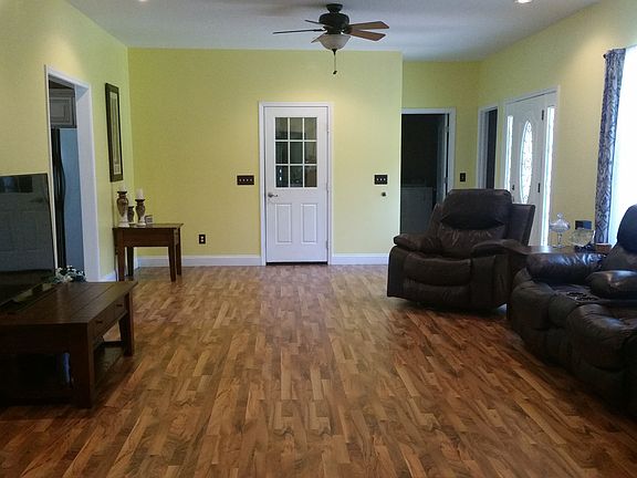 Living Room - 28'x15'6"