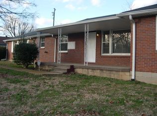 704 E Campbell Rd #B, Madison, TN 37115