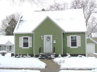 338 Jackson St, Fort Atkinson, WI 53538