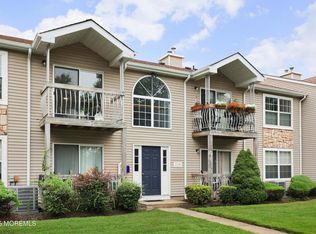 64 Diane Dr, Tinton Falls, NJ