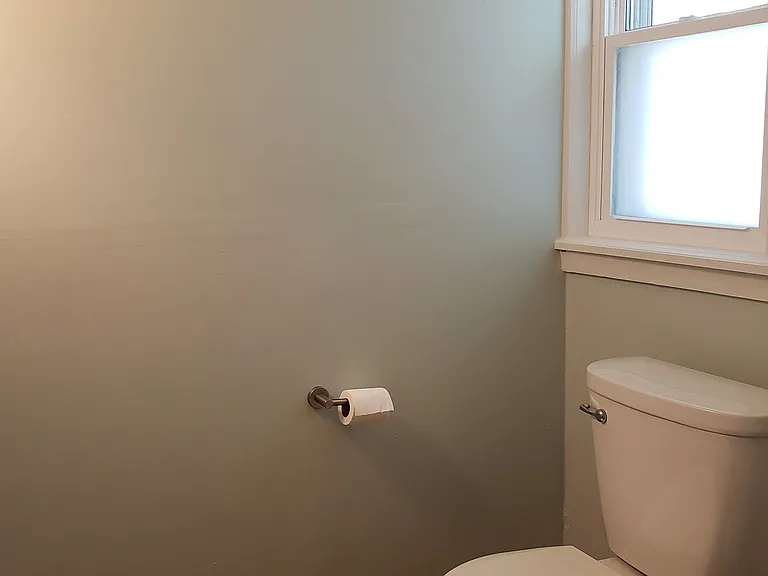2125 E Washington Ave #1 — Photo 12
