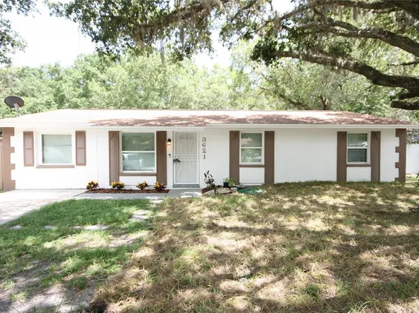 3621 Sugarcreek Dr, Tampa, FL 33619