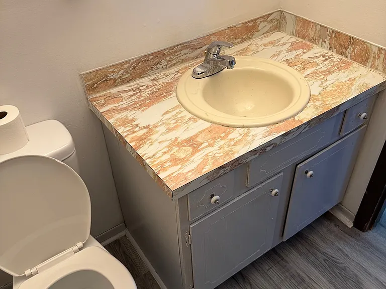 420 Kolpwood Ave NW #420 — Photo 3
