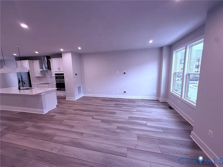 9453 Alquist St — Photo 11